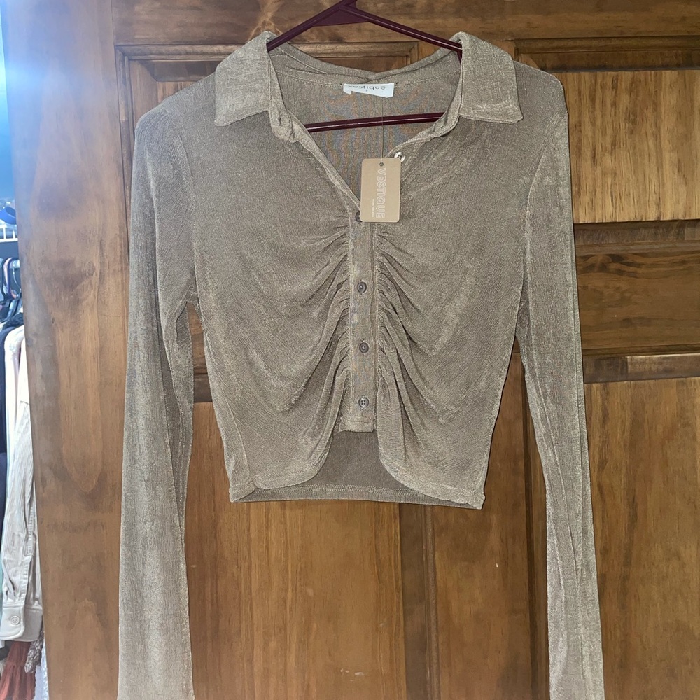 Long sleeve crop top
